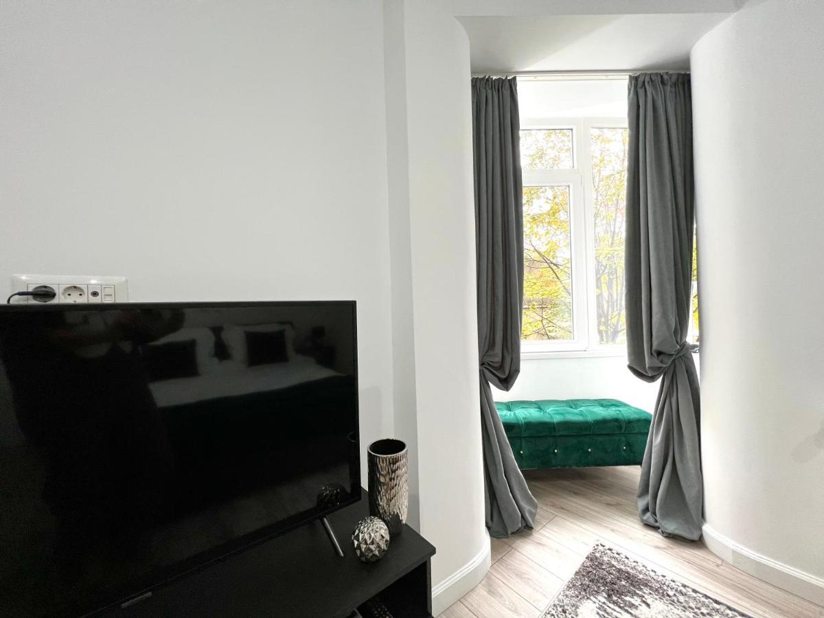 Green Spot - Premium Studio - Sanador Victoriei Bukarest Exterior foto